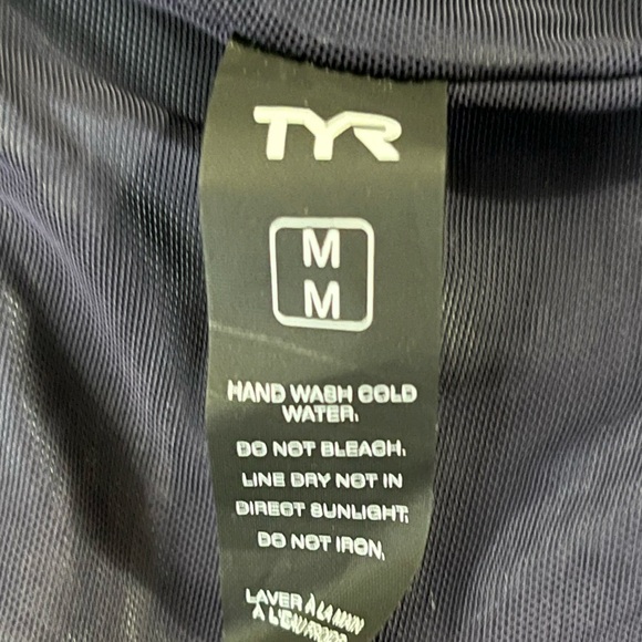 TYR One Piece Swimsuit - Picture 9 of 11